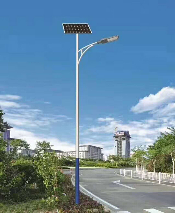 6米太阳能路灯图片